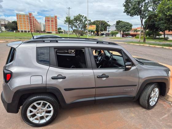 JEEP RENEGADE 1.8 16V FLEX SPORT 4P AUTOMÁTICO